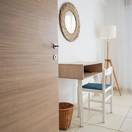 Apartment Narcissos 'nissi Beach' C5 *